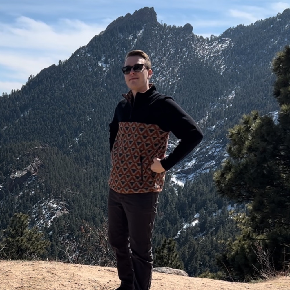 Meet your Posher, Zachary